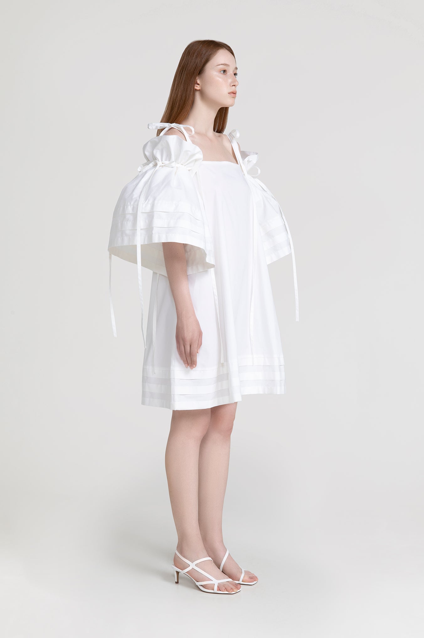Magnolia Dress in white