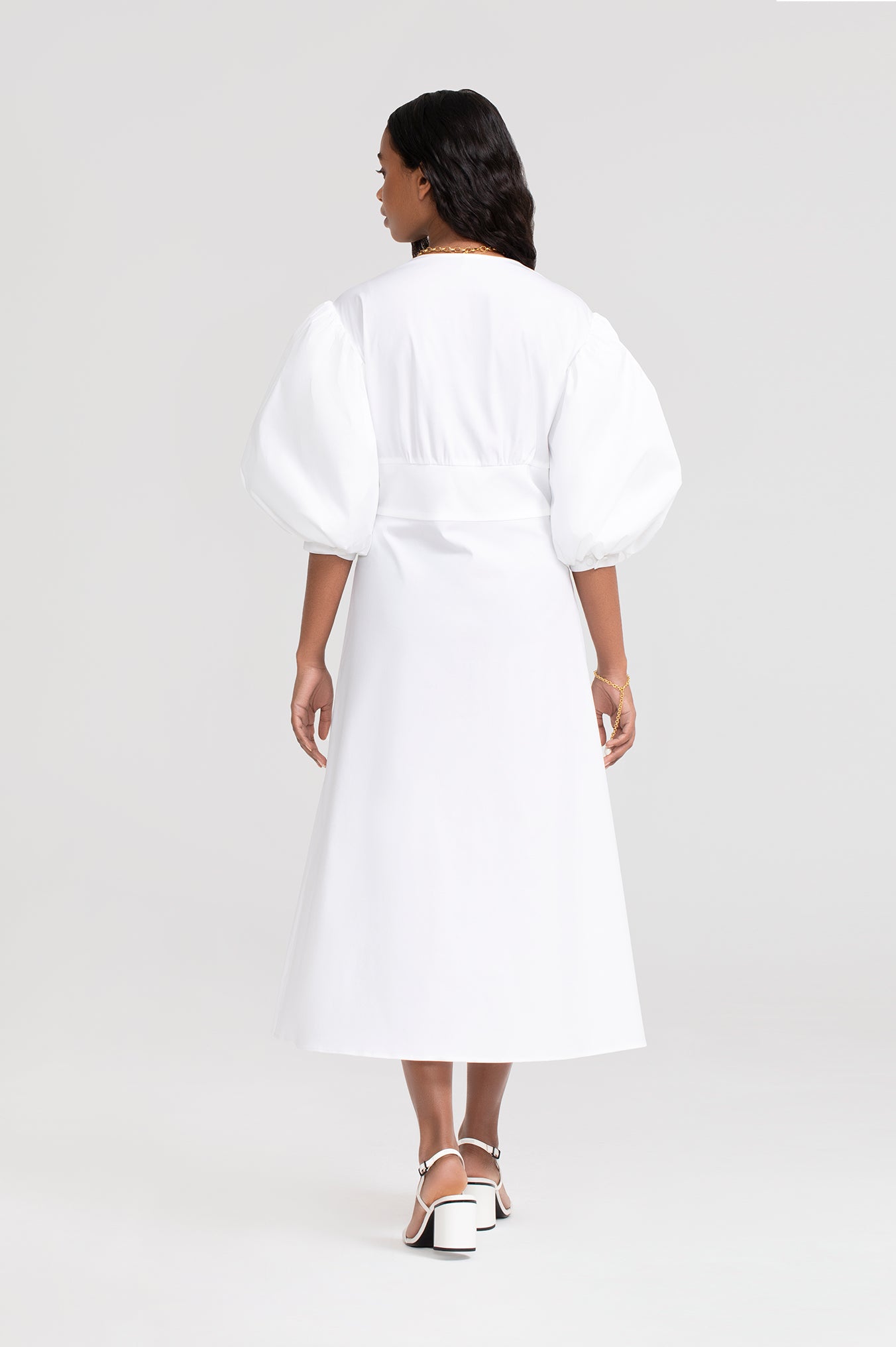 Peony dress in white