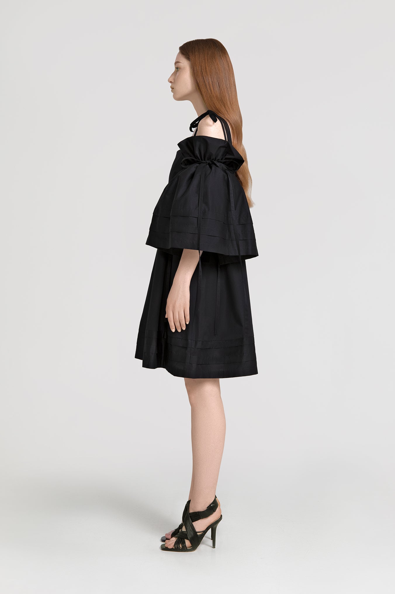 Magnolia Dress in black