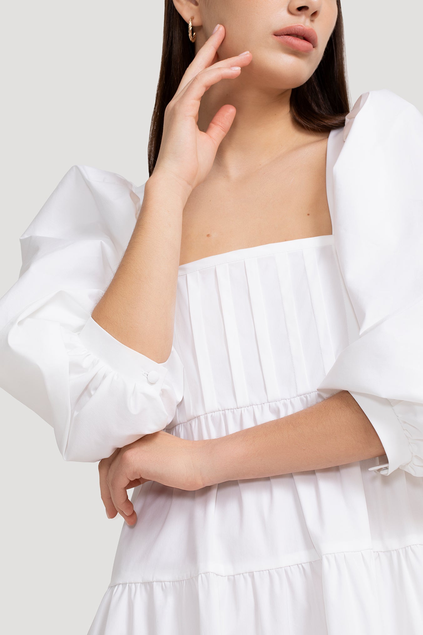 Lily Dress in white