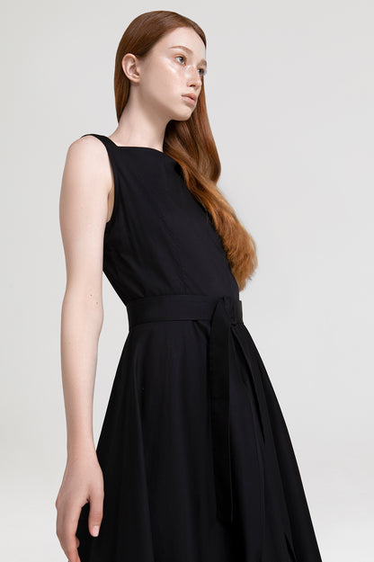 Rose dress in black