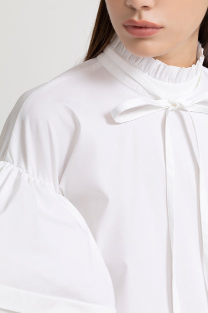 Bellflower dress in white